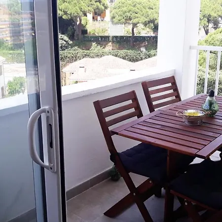 Lägenhet One Bedroom Flat In Fenals For 4 People *