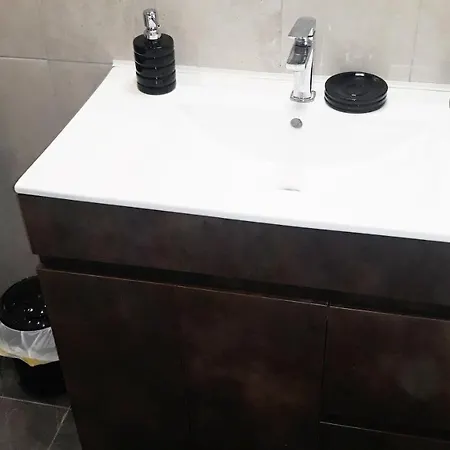 One Bedroom Flat In Fenals For 4 People 公寓 滨海略雷特