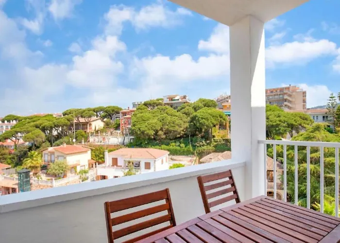 One Bedroom Flat In Fenals For 4 People