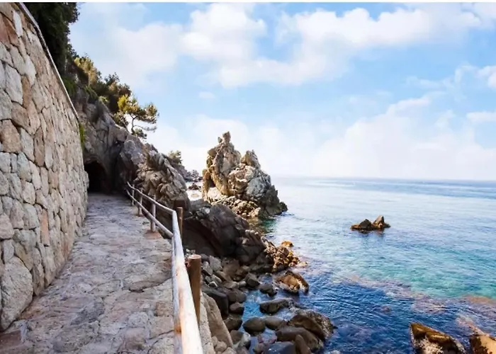 One Bedroom Flat In Fenals For 4 People