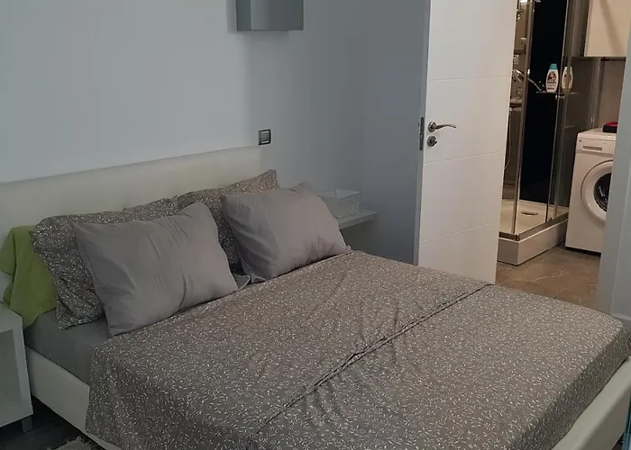Appartement One Bedroom Flat In Fenals For 4 People