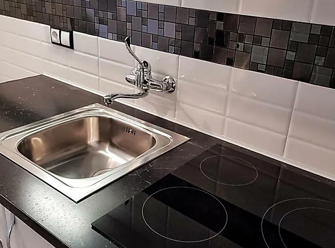 شقة One Bedroom Flat In Fenals For 4 People