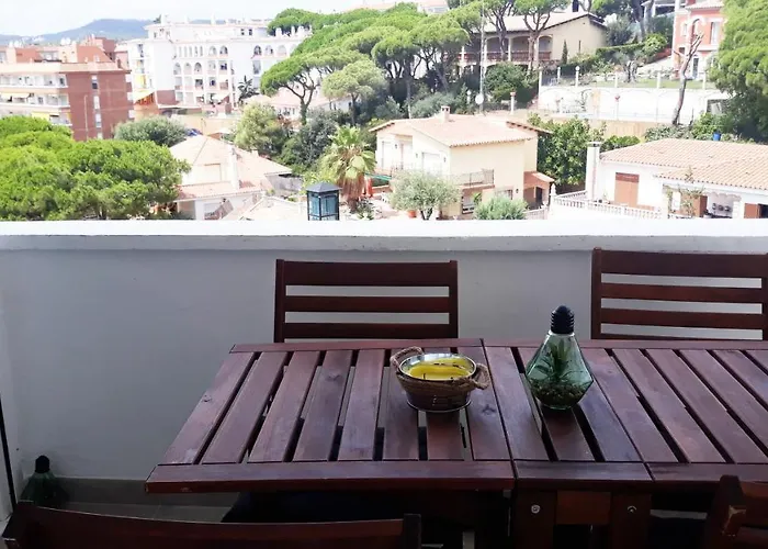 One Bedroom Flat In Fenals For 4 People יורט דה מאר