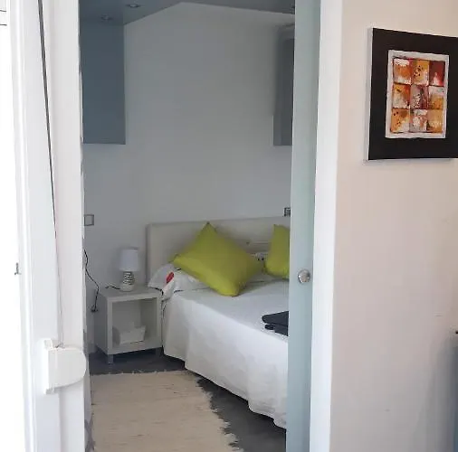 One Bedroom Flat In Fenals For 4 People 公寓 滨海略雷特